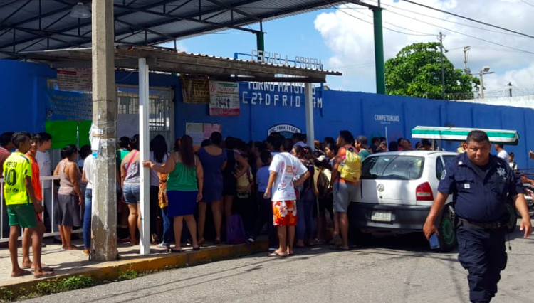 Maestro abusó de 9 niños de primaria