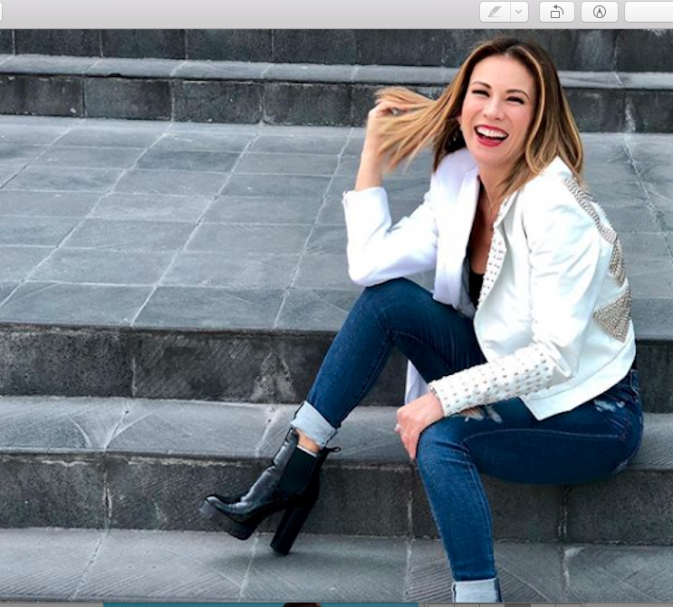 ingrid coronado dejó la conducción de venga la alegria tv azteca para dedicare al surf