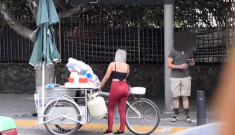 Sujeto se hace viral por rechazar invitación de sexy elotera