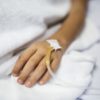 desaparece el tumor de una niña. Dry scoopong, el reto peligroso en TikTok