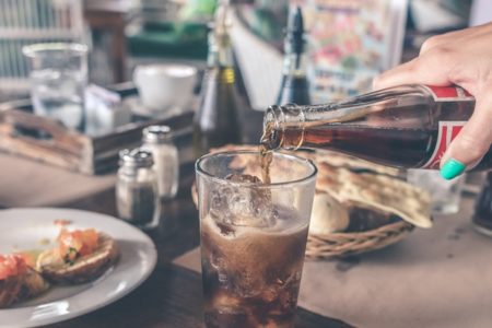 Refrescos sin azúcar aumentan el riesgo de un ataque cardíaco