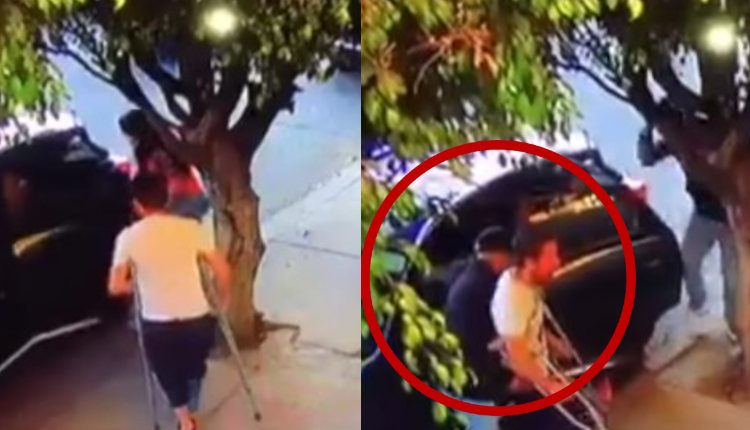 Video: Desalmados asaltantes roban camioneta a hombre en muletas. Noticias en tiempo real