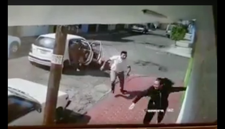 VIDEO: Mujer se salva de ser secuestrada en Ecatepec. Noticias en tiempo real