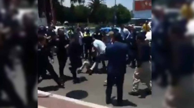 VIDEO: Policías municipales y ministeriales protagonizan balacera en Coacalco. Noticias en tiempo real