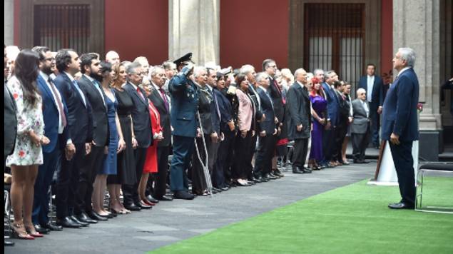 nuera amlo bolso zapatos