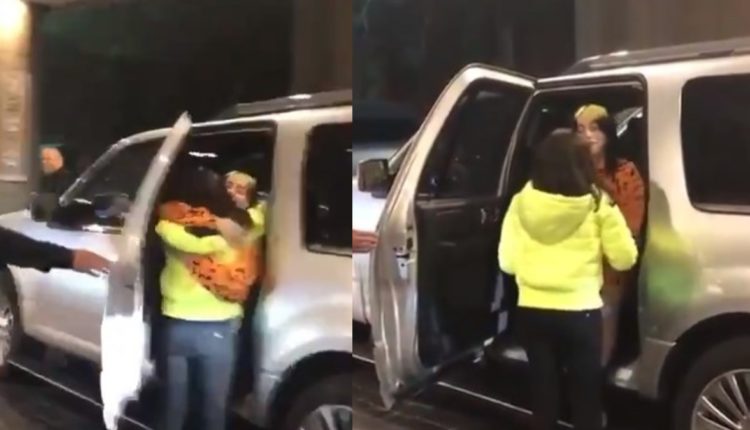 billie eilish fan abrazo