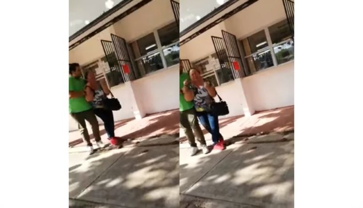 maestra entra en crisis